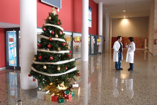Cuánto cobra un médico guardia Navidad. Guardias en navidad de profesionales de la salud - Ibereconomia
